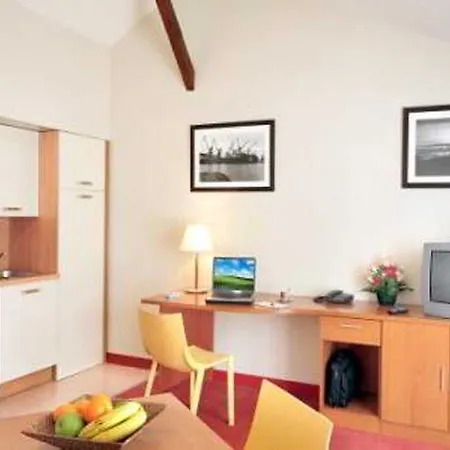 Aparthotel Comfort Saint-nazaire Les Portes De L Ocean 3*