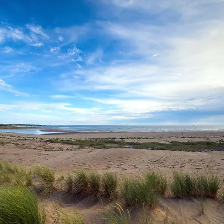 Hotel Comfort Saint-nazaire Les Portes De L Ocean 3*