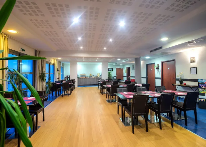 Comfort Saint-nazaire Les Portes De L Ocean Hotel 3*