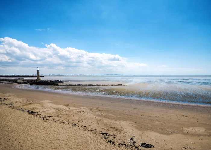 Comfort Saint-nazaire Les Portes De L Ocean Hotel 3*