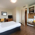 Hotel Zenitude Hôtel-résidences Les Portes De L'océan 3*