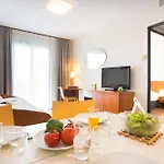 Hotel Comfort Saint-nazaire Les Portes De L Ocean 3*