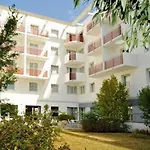 Hotel Zenitude Hôtel-résidences Les Portes De L'océan 3*