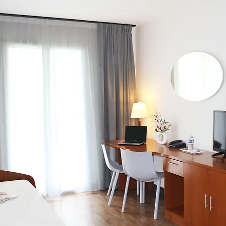 Zenitude Hôtel-résidences Les Portes De L'océan
