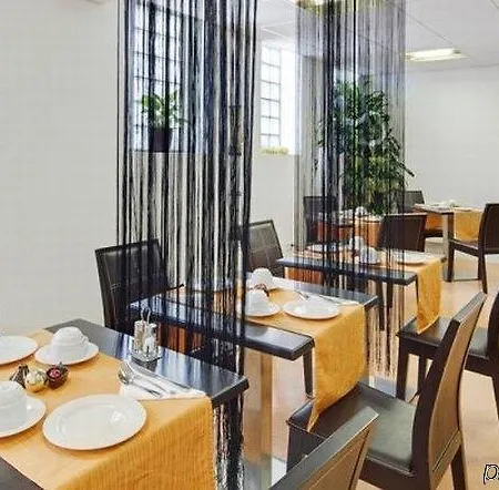 Hotel Zenitude Hôtel-résidences Les Portes De L'océan Saint-Nazaire (Loire-Atlantique)