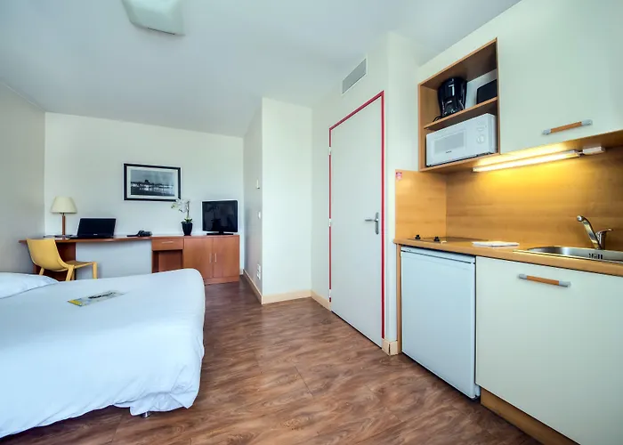 Hotel Comfort Saint-nazaire Les Portes De L Ocean