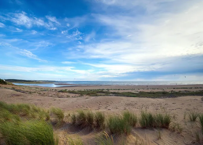 Hotel Comfort Saint-nazaire Les Portes De L Ocean 3*