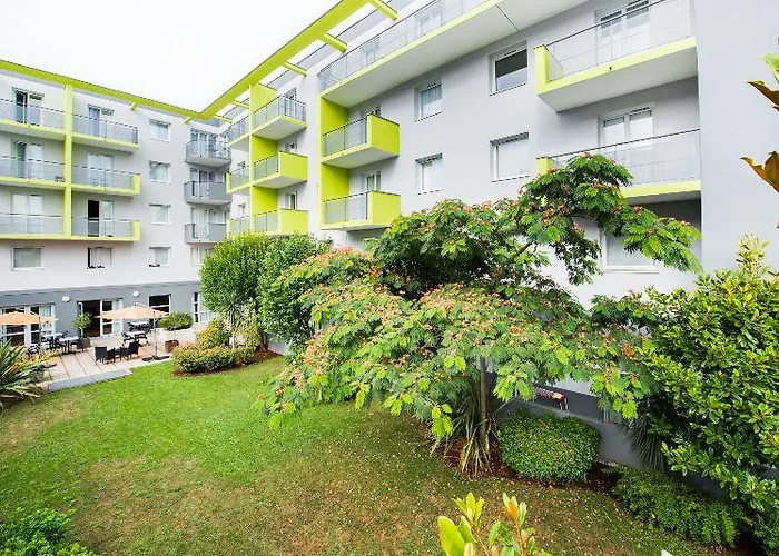 Hotel Comfort Saint-nazaire Les Portes De L Ocean 3*